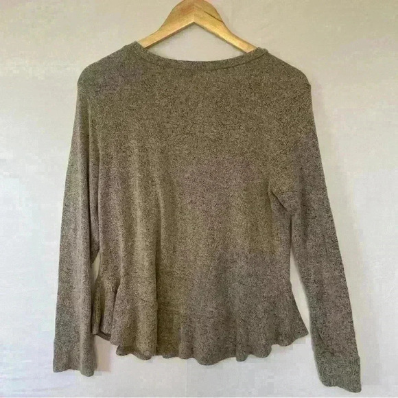 Green Envelope Crew Neck Sweater Ruffle Bottom Tan & Black Speckled Size Large - Picture 3 of 3